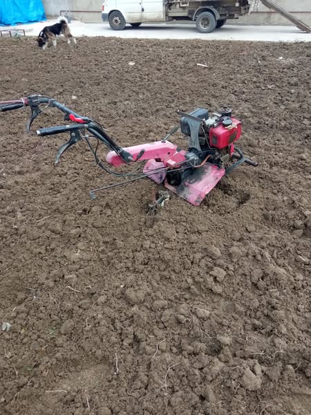 მიწის მოხვნა